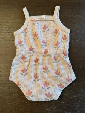 Quincy Mae Waffle Cinch Romper - Tulips